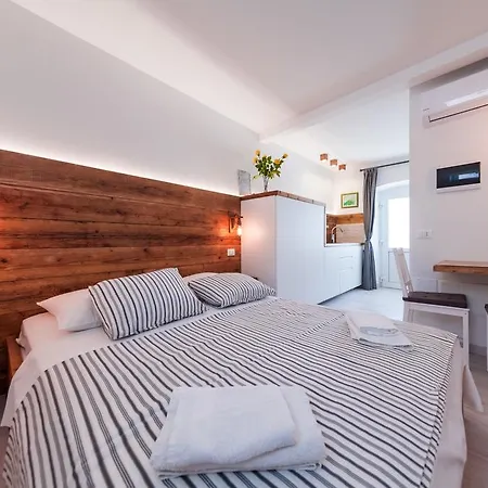 Apartments Sole Komiža Exteriér fotografie